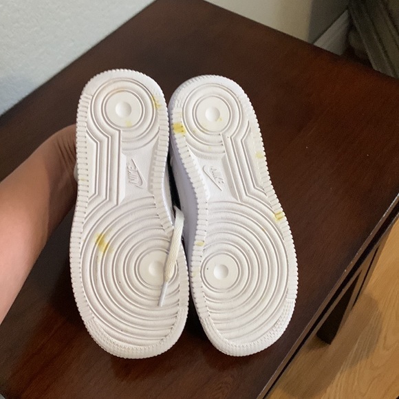 Nike Air Force 1 - Picture 5 of 7